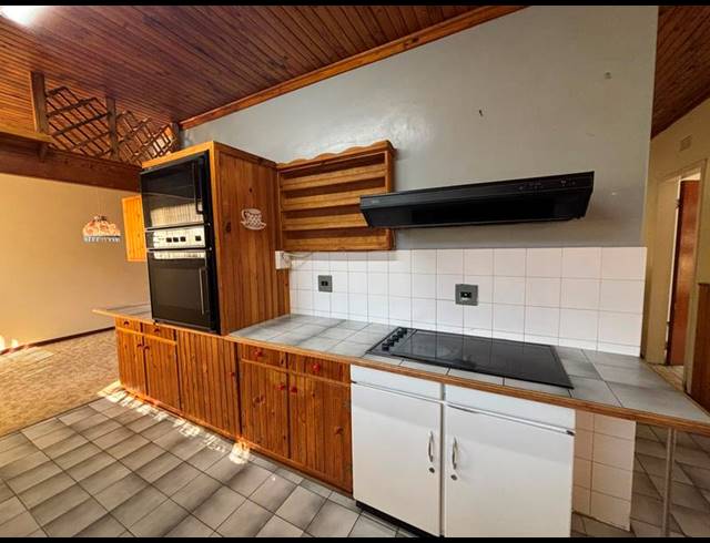 4 BEDROOM HOUSE FOR SALE IN QUELLERINA